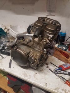 Rebuild KX250F motor